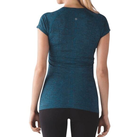 LULULEMON ATHLETICA Swiftly Tech Short Sleeve Crew Size 4 - Picture 2 of 5
